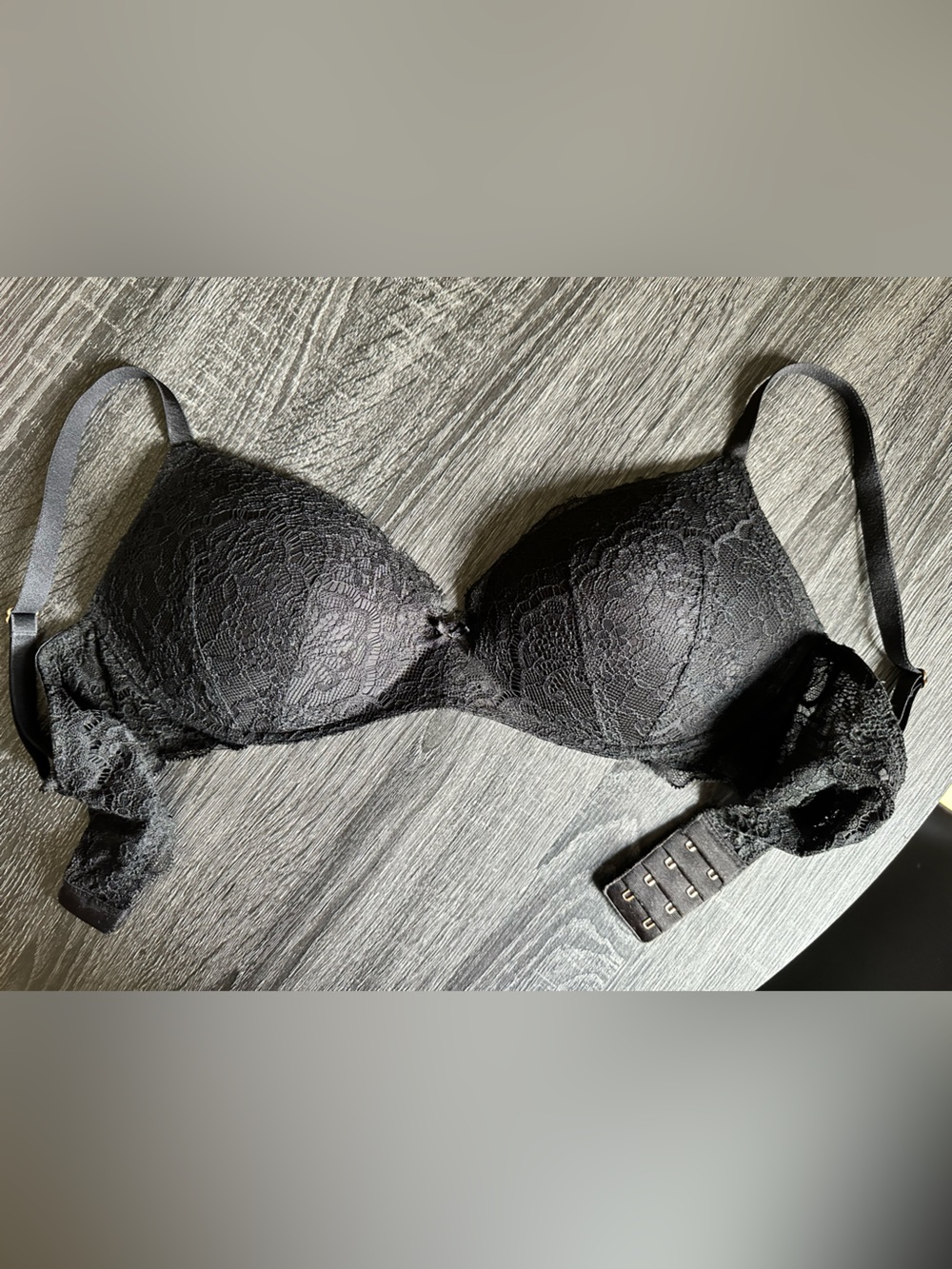 Victorias Secret Wireless Lace Bra